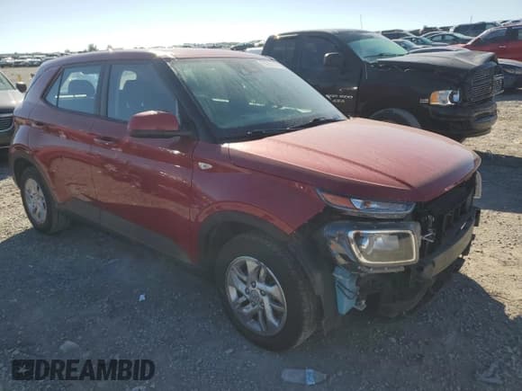 ✅ 2021 Hyundai Venue SE • VIN: KMHRB8A34MU066246 • Lot: 74035154. Wystawiony na Copart z przebiegiem 80 086 mil. Bezpłatny archiwum sprzedaży aukcyjnych z USA i szczegółowy raport historii pojazdu na DreamBid. Zdjęcie 4.