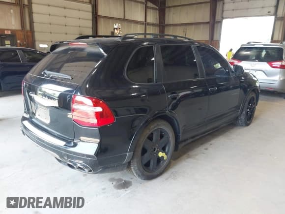 ✅ 2009 Porsche Cayenne GTS • VIN: WP1AD29P49LA60300 • Lot: 42848611. Wystawiony na IAAI z przebiegiem Nie podano. Bezpłatny archiwum sprzedaży aukcyjnych z USA i szczegółowy raport historii pojazdu na DreamBid. Zdjęcie 4.