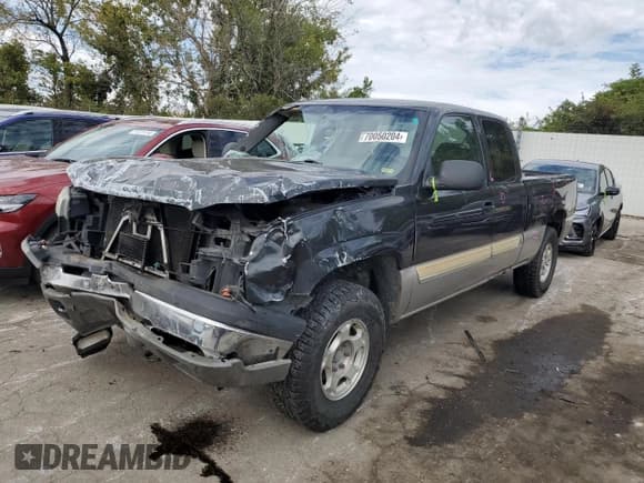 ✅ 2004 Chevrolet Silverado 1500 Z71 • VIN: 1GCEK19TX4Z176414 • Lot: 70050204. Listed on Copart with 189,720 mi. Free auction sales archive from the USA and detailed vehicle history report at DreamBid. Image 1.
