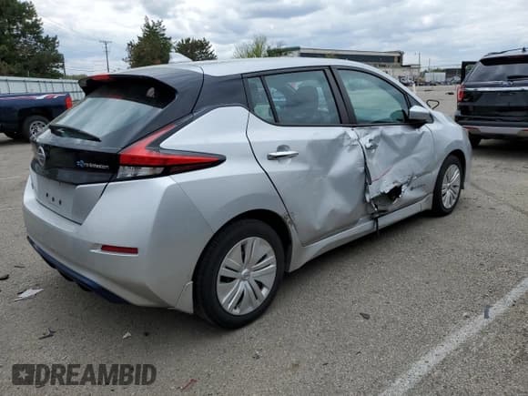 ✅ 2018 Nissan LEAF SL • VIN: 1N4AZ1CP8JC301405 • Lot: 49189403. Wystawiony na Copart z przebiegiem 76 122 mil. Bezpłatny archiwum sprzedaży aukcyjnych z USA i szczegółowy raport historii pojazdu na DreamBid. Zdjęcie 3.