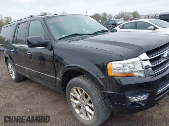 ✅ 2017 Ford Expedition Max Limited • VIN: 1FMJK2AT8HEA43191 • Lot: 42143786. Wystawiony na IAAI z przebiegiem 121 816 mil. Bezpłatny archiwum sprzedaży aukcyjnych z USA i szczegółowy raport historii pojazdu na DreamBid. Zdjęcie 6.