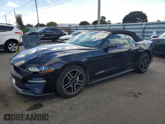 ✅ 2020 Ford Mustang EcoBoost Premium • VIN: 1FATP8UH5L5179768 • Lot: 90226595. Listed on Copart with 80,704 mi. Free auction sales archive from the USA and detailed vehicle history report at DreamBid. Image 1.