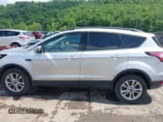 ✅ 2017 Ford Escape SE • VIN: 1FMCU9G98HUE25329 • Лот: 42496618. Опубликован ранее на IAAI с пробегом 149 370 миль. Бесплатный доступ к архиву аукционных продаж из США и подробный отчёт об истории автомобиля на DreamBid. Изображение 15.