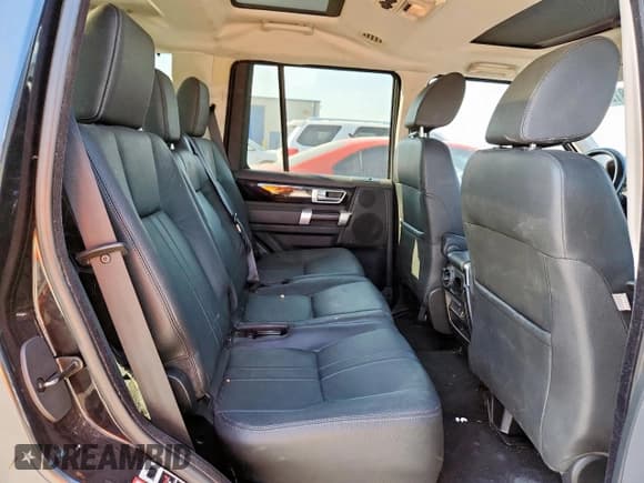 ✅ 2011 Land Rover LR4 HSE • VIN: SALAG2D48BA595985 • Лот: 81250215. Опубликован ранее на Copart с пробегом Не указан. Бесплатный доступ к архиву аукционных продаж из США и подробный отчёт об истории автомобиля на DreamBid. Изображение 11.