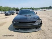 ✅ 2018 Dodge Challenger R/T Shaker • VIN: 2C3CDZBT1JH315999 • Lot: 81464075. Wystawiony na Copart z przebiegiem 101 524 mil. Bezpłatny archiwum sprzedaży aukcyjnych z USA i szczegółowy raport historii pojazdu na DreamBid. Zdjęcie 13.