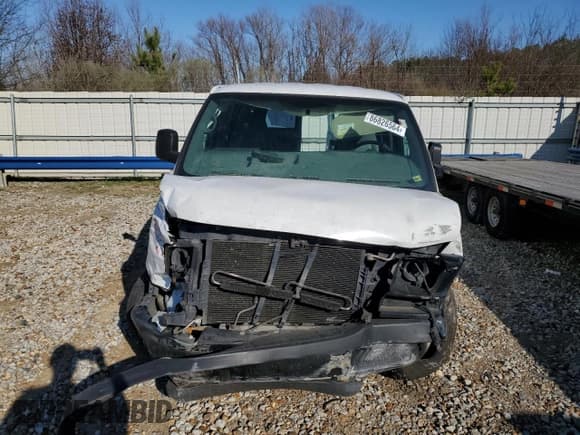 ✅ 2011 Chevrolet Express Cargo • VIN: 1GCWGGFAXB1150161 • Lot: 86826564. Listed on Copart with 261,863 mi. Free auction sales archive from the USA and detailed vehicle history report at DreamBid. Image 5.