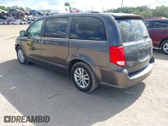 ✅ 2019 Dodge Grand Caravan SXT • VIN: 2C4RDGCG6KR800131 • Lot: 43458361. Wystawiony na IAAI z przebiegiem 101 394 mil. Bezpłatny archiwum sprzedaży aukcyjnych z USA i szczegółowy raport historii pojazdu na DreamBid. Zdjęcie 3.