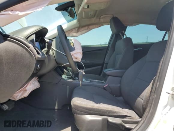 ✅ 2018 Chevrolet Cruze LS • VIN: 1G1BC5SMXJ7214508 • Lot: 54905635. Listed on Copart with 106,472 mi. Free auction sales archive from the USA and detailed vehicle history report at DreamBid. Image 7.