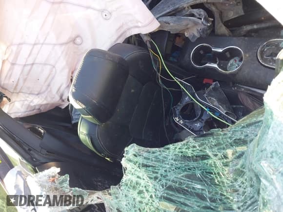 ✅ 2017 Ford Mustang EcoBoost • VIN: 1FA6P8TH4H5245331 • Lot: 43454049. Wystawiony na IAAI z przebiegiem Nie podano. Bezpłatny archiwum sprzedaży aukcyjnych z USA i szczegółowy raport historii pojazdu na DreamBid. Zdjęcie 5.