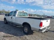 ✅ 2005 Ford F-250 XL • VIN: 1FTSX20P55EB64948 • Lot: 41579748. Wystawiony na IAAI z przebiegiem 349 258 mil. Bezpłatny archiwum sprzedaży aukcyjnych z USA i szczegółowy raport historii pojazdu na DreamBid. Zdjęcie 3.