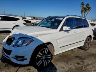 ✅ 2013 Mercedes-Benz GLK 350 • VIN: WDCGG5HBXDG010460 • Лот: 93978275. Опубликован ранее на Copart с пробегом 130 384 миль. Бесплатный доступ к архиву аукционных продаж из США и подробный отчёт об истории автомобиля на DreamBid. Изображение 1.