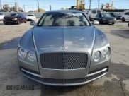 ✅ 2014 Bentley Flying Spur • VIN: SCBEC9ZA0EC089705 • Lot: 44034234. Wystawiony na Copart z przebiegiem 54 751 mil. Bezpłatny archiwum sprzedaży aukcyjnych z USA i szczegółowy raport historii pojazdu na DreamBid. Zdjęcie 5.