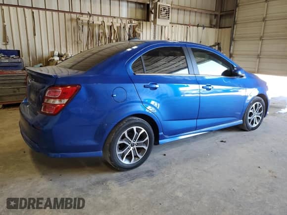 ✅ 2020 Chevrolet Sonic LT • VIN: 1G1JD5SB0L4135800 • Lot: 59463194. Wystawiony na Copart z przebiegiem 47 192 mil mil. Skorzystaj z bezpłatnego archiwum sprzedaży aukcyjnych z USA i zobacz szczegółowy raport historii pojazdu na DreamBid. Zdjęcie 3.