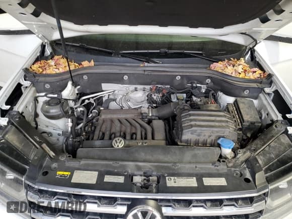 ✅ 2019 Volkswagen Atlas SE • VIN: 1V2UR2CA6KC505032 • Lot: 92719985. Listed on Copart with 164,174 mi. Free auction sales archive from the USA and detailed vehicle history report at DreamBid. Image 12.