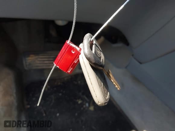 ✅ 2004 Acura MDX Touring • VIN: 2HNYD18624H512988 • Lot: 43228272. Listed on IAAI with 319,972 mi. Free auction sales archive from the USA and detailed vehicle history report at DreamBid. Image 11.