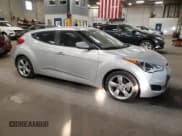 ✅ 2014 Hyundai Veloster • VIN: KMHTC6AD3EU212217 • Lot: 76396874. Wystawiony na Copart z przebiegiem 156 718 mil. Bezpłatny archiwum sprzedaży aukcyjnych z USA i szczegółowy raport historii pojazdu na DreamBid. Zdjęcie 4.