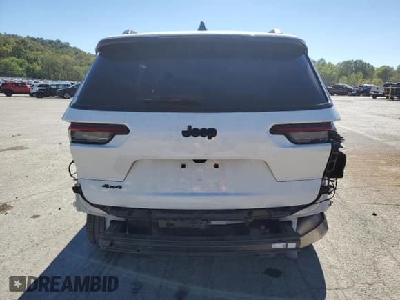 ✅ 2023 Jeep Grand Cherokee Laredo • VIN: 1C4RJKAG1P8840392 • Lot: 81921635. Listed on Copart with 36,266 mi. Free auction sales archive from the USA and detailed vehicle history report at DreamBid. Image 6.