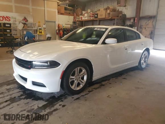 ✅ 2022 Dodge Charger SXT • VIN: 2C3CDXBG4NH118984 • Лот: 87481705. Опубликован ранее на Copart с пробегом 85 243 миль. Бесплатный доступ к архиву аукционных продаж из США и подробный отчёт об истории автомобиля на DreamBid. Изображение 1.