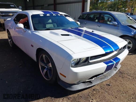 ✅ 2011 Dodge Challenger SRT-8 • VIN: 2B3CJ7DJ9BH501572 • Lot: 43508036. Wystawiony na IAAI z przebiegiem 59 046 mil. Bezpłatny archiwum sprzedaży aukcyjnych z USA i szczegółowy raport historii pojazdu na DreamBid. Zdjęcie 1.