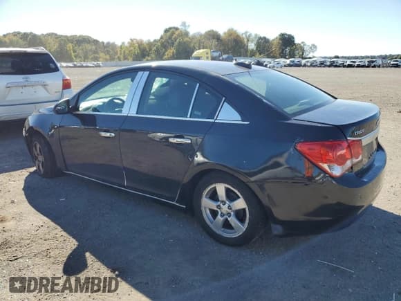 ✅ 2015 Chevrolet Cruze LT • VIN: 1G1PC5SB7F7194956 • Лот: 85863625. Опубликован ранее на Copart с пробегом Не указан. Бесплатный доступ к архиву аукционных продаж из США и подробный отчёт об истории автомобиля на DreamBid. Изображение 2.