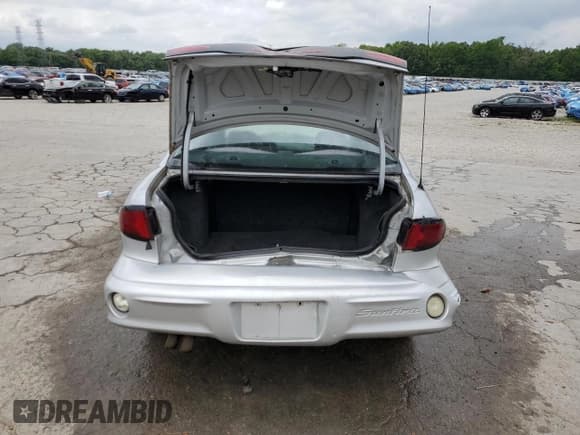 ✅ 2002 Pontiac Sunfire SE • VIN: 1G2JB524427387310 • Лот: 54899625. Опубликован ранее на Copart с пробегом 122 591 миль. Бесплатный доступ к архиву аукционных продаж из США и подробный отчёт об истории автомобиля на DreamBid. Изображение 6.