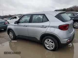 ✅ 2022 Hyundai Venue SE • VIN: KMHRB8A35NU201557 • Lot: 83431004. Listed on Copart with 19,043 mi. Free auction sales archive from the USA and detailed vehicle history report at DreamBid. Image 2.