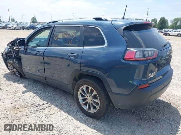 ✅ 2020 Jeep Cherokee Latitude Plus • VIN: 1C4PJMLB7LD579808 • Lot: 42688275. Wystawiony na IAAI z przebiegiem 46 189 mil. Bezpłatny archiwum sprzedaży aukcyjnych z USA i szczegółowy raport historii pojazdu na DreamBid. Zdjęcie 3.