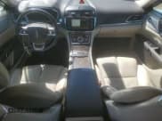 ✅ 2017 Lincoln Continental Reserve • VIN: 1LN6L9NC7H5637471 • Lot: 55252495. Listed on Copart with 81,671 mi. Free auction sales archive from the USA and detailed vehicle history report at DreamBid. Image 8.