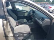 ✅ 2013 Volkswagen Jetta Hybrid SE • VIN: 3VW637AJ8DM238647 • Lot: 42733019. Listed on IAAI with 170,045 mi. Free auction sales archive from the USA and detailed vehicle history report at DreamBid. Image 5.