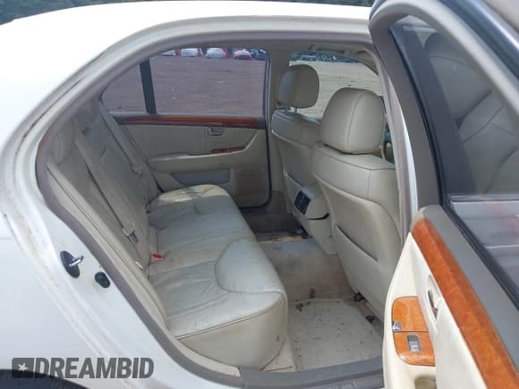 ✅ 2002 Lexus LS 430 • VIN: JTHBN30F820066944 • Lot: 43022820. Listed on IAAI with 230,603 mi. Free auction sales archive from the USA and detailed vehicle history report at DreamBid. Image 8.