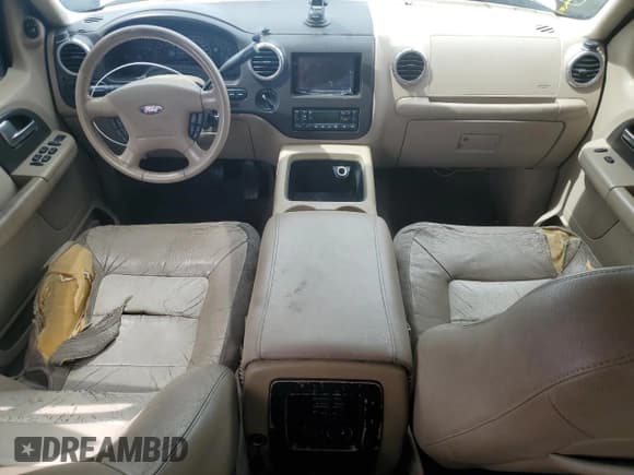 ✅ 2003 Ford Expedition Eddie Bauer • VIN: 1FMPU18L63LC28753 • Lot: 55623945. Listed on Copart with 156,887 mi. Free auction sales archive from the USA and detailed vehicle history report at DreamBid. Image 8.