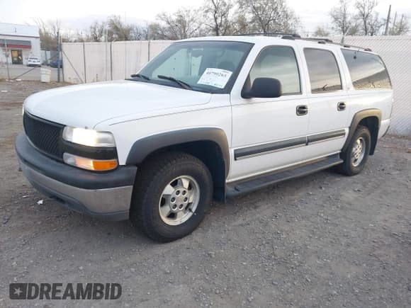 ✅ 2001 Chevrolet Suburban LS • VIN: 3GNFK16T41G276200 • Лот: 40790265. Опубликован ранее на IAAI с пробегом 213 058 миль. Бесплатный доступ к архиву аукционных продаж из США и подробный отчёт об истории автомобиля на DreamBid. Изображение 2.