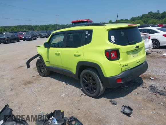 ✅ 2018 Jeep Renegade Latitude • VIN: ZACCJBBB0JPH02500 • Lot: 42431159. Wystawiony na IAAI z przebiegiem 64 506 mil. Bezpłatny archiwum sprzedaży aukcyjnych z USA i szczegółowy raport historii pojazdu na DreamBid. Zdjęcie 3.