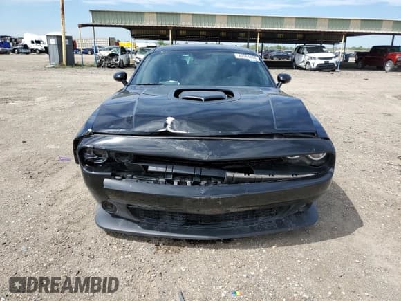 ✅ 2020 Dodge Challenger R/T • VIN: 2C3CDZBT7LH236825 • Lot: 47564894. Wystawiony na Copart z przebiegiem 23 676 mil. Bezpłatny archiwum sprzedaży aukcyjnych z USA i szczegółowy raport historii pojazdu na DreamBid. Zdjęcie 5.