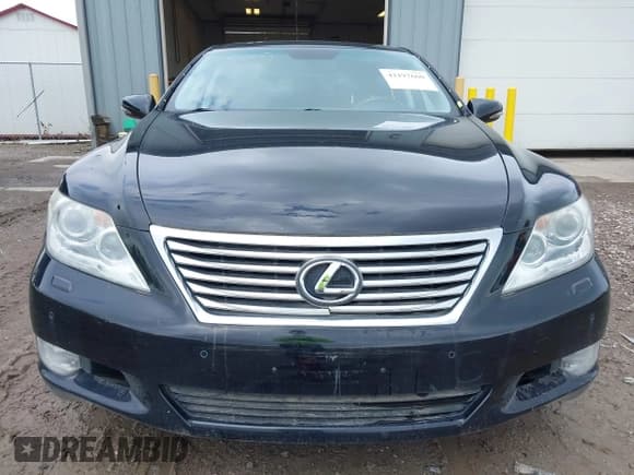 ✅ 2010 Lexus LS 460 • VIN: JTHCL5EF8A5008297 • Лот: 42197660. Опубликован ранее на IAAI с пробегом Не указан. Бесплатный доступ к архиву аукционных продаж из США и подробный отчёт об истории автомобиля на DreamBid. Изображение 13.