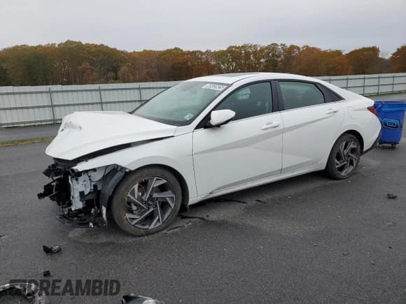 ✅ 2025 Hyundai Elantra Limited • VIN: KMHLP4DG1SU030350 • Лот: 90933925. Опубликован ранее на Copart с пробегом 9 412 миль. Бесплатный доступ к архиву аукционных продаж из США и подробный отчёт об истории автомобиля на DreamBid. Изображение 1.