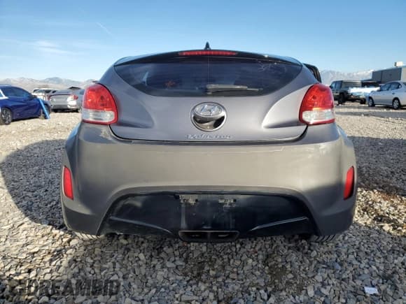 ✅ 2013 Hyundai Veloster w/Gray Int • VIN: KMHTC6AD4DU139437 • Lot: 81646224. Wystawiony na Copart z przebiegiem 95 186 mil. Bezpłatny archiwum sprzedaży aukcyjnych z USA i szczegółowy raport historii pojazdu na DreamBid. Zdjęcie 6.