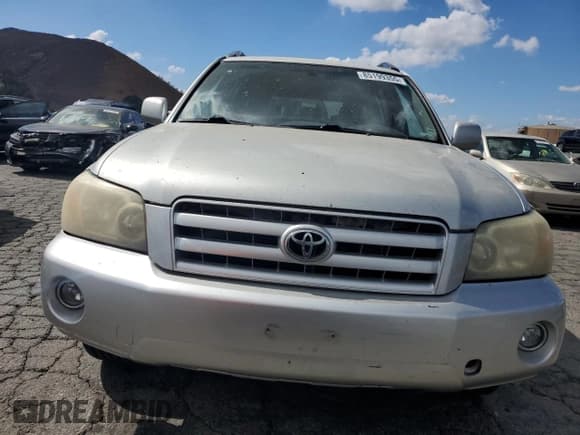 ✅ 2004 Toyota Highlander • VIN: JTEDP21A640003664 • Lot: 85199355. Wystawiony na Copart z przebiegiem 258 296 mil. Bezpłatny archiwum sprzedaży aukcyjnych z USA i szczegółowy raport historii pojazdu na DreamBid. Zdjęcie 5.