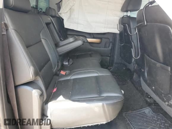 ✅ 2015 Chevrolet Silverado 2500HD LTZ • VIN: 1GC1KWEGXFF116593 • Lot: 66956195. Wystawiony na Copart z przebiegiem Nie podano. Bezpłatny archiwum sprzedaży aukcyjnych z USA i szczegółowy raport historii pojazdu na DreamBid. Zdjęcie 11.