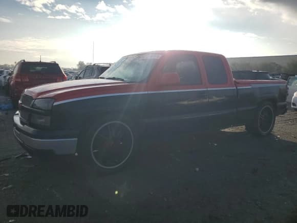 ✅ 2003 Chevrolet Silverado 1500 Work Truck • VIN: 1GCEC19XX3Z358211 • Lot: 91741515. Listed on Copart with 198,068 mi. Free auction sales archive from the USA and detailed vehicle history report at DreamBid. Image 1.