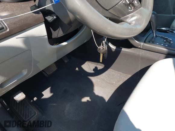 ✅ 2013 Kia Sorento LX • VIN: 5XYKT4A27DG338308 • Лот: 43229458. Опубликован ранее на IAAI с пробегом 295 048 миль. Бесплатный доступ к архиву аукционных продаж из США и подробный отчёт об истории автомобиля на DreamBid. Изображение 11.