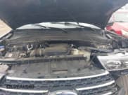 ✅ 2020 Ford Explorer XLT • VIN: 1FMSK8DH3LGC76827 • Lot: 41942722. Wystawiony na IAAI z przebiegiem 120 445 mil. Bezpłatny archiwum sprzedaży aukcyjnych z USA i szczegółowy raport historii pojazdu na DreamBid. Zdjęcie 10.