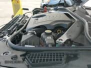 ✅ 2023 Land Rover Range Rover SE • VIN: SALKP9FU4PA009185 • Lot: 41513661. Wystawiony na IAAI z przebiegiem 22 254 mil. Bezpłatny archiwum sprzedaży aukcyjnych z USA i szczegółowy raport historii pojazdu na DreamBid. Zdjęcie 19.