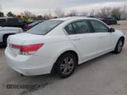 ✅ 2011 Honda Accord SE • VIN: 1HGCP2F60BA096775 • Lot: 43773829. Wystawiony na IAAI z przebiegiem 304 200 mil. Bezpłatny archiwum sprzedaży aukcyjnych z USA i szczegółowy raport historii pojazdu na DreamBid. Zdjęcie 4.