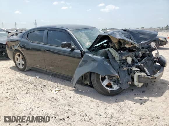 ✅ 2007 Dodge Charger • VIN: 2B3KA43R97H870036 • Lot: 63490235. Wystawiony na Copart z przebiegiem Nie podano. Bezpłatny archiwum sprzedaży aukcyjnych z USA i szczegółowy raport historii pojazdu na DreamBid. Zdjęcie 4.