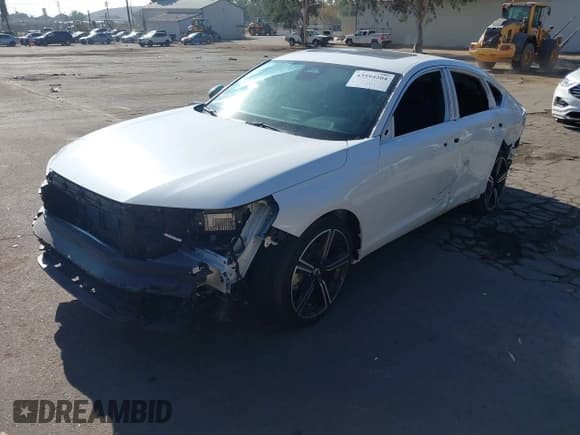 ✅ 2024 Honda Accord Sport • VIN: 1HGCY2F52RA086781 • Лот: 43594204. Опубликован ранее на IAAI с пробегом 38 444 миль. Бесплатный доступ к архиву аукционных продаж из США и подробный отчёт об истории автомобиля на DreamBid. Изображение 2.