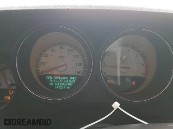 ✅ 2010 Dodge Challenger R/T Classic • VIN: 2B3CJ5DT0AH114106 • Lot: 86901404. Wystawiony na Copart z przebiegiem 141 217 mil. Bezpłatny archiwum sprzedaży aukcyjnych z USA i szczegółowy raport historii pojazdu na DreamBid. Zdjęcie 9.