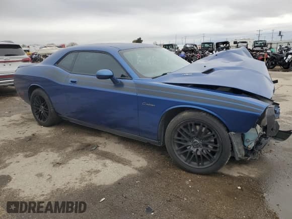 ✅ 2010 Dodge Challenger R/T Classic • VIN: 2B3CJ5DT5AH178142 • Lot: 82051474. Wystawiony na Copart z przebiegiem 204 583 mil. Bezpłatny archiwum sprzedaży aukcyjnych z USA i szczegółowy raport historii pojazdu na DreamBid. Zdjęcie 4.