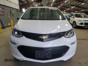 ✅ 2018 Chevrolet Bolt EV LT • VIN: 1G1FW6S05J4109503 • Lot: 89172535. Wystawiony na Copart z przebiegiem 113 771 mil. Bezpłatny archiwum sprzedaży aukcyjnych z USA i szczegółowy raport historii pojazdu na DreamBid. Zdjęcie 5.