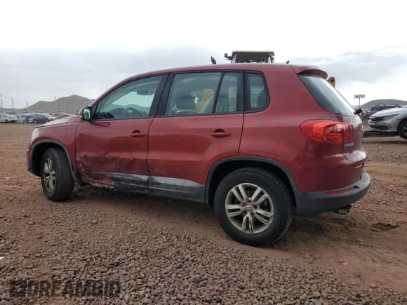 ✅ 2014 Volkswagen Tiguan S • VIN: WVGBV3AX4EW102604 • Лот: 81348525. Опубликован ранее на Copart с пробегом 102 115 миль. Бесплатный доступ к архиву аукционных продаж из США и подробный отчёт об истории автомобиля на DreamBid. Изображение 2.